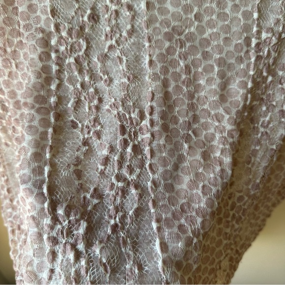 Capote layered lace top - Picture 10 of 10